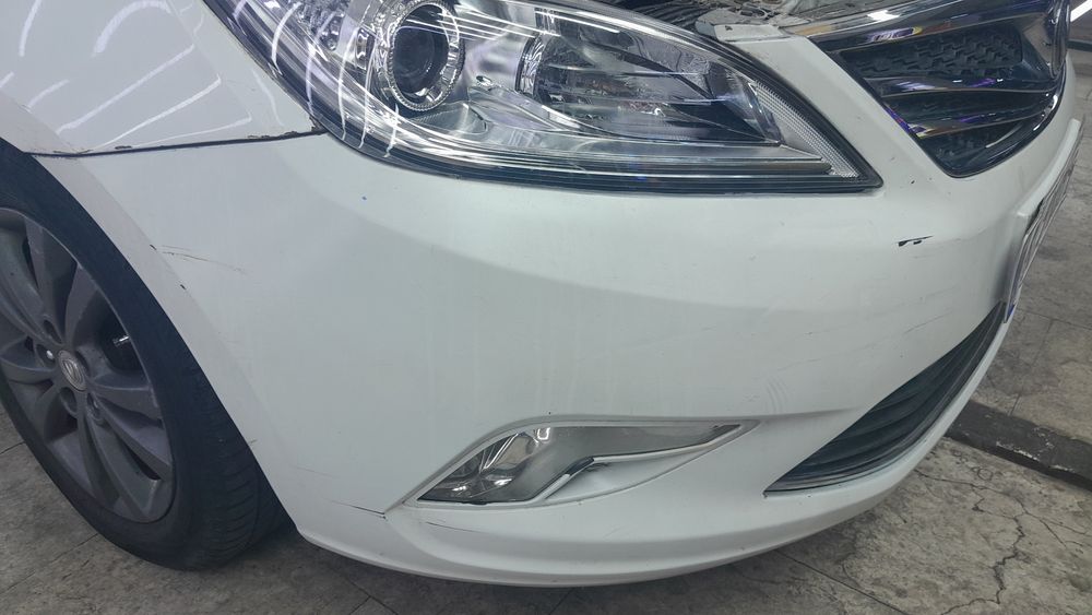 defect-car-چانگان-EADO-2015