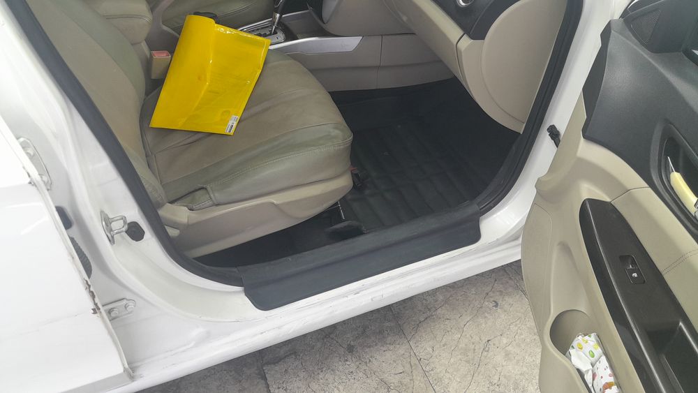 defect-car-چانگان-EADO-2015