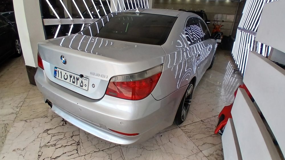 بی ام و-سری 5-2009