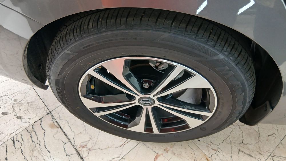 نیسان-SYLPHY-2025