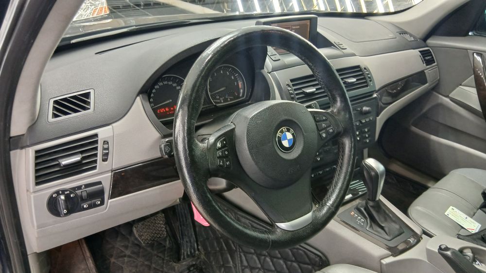 بی ام و-X3-2009