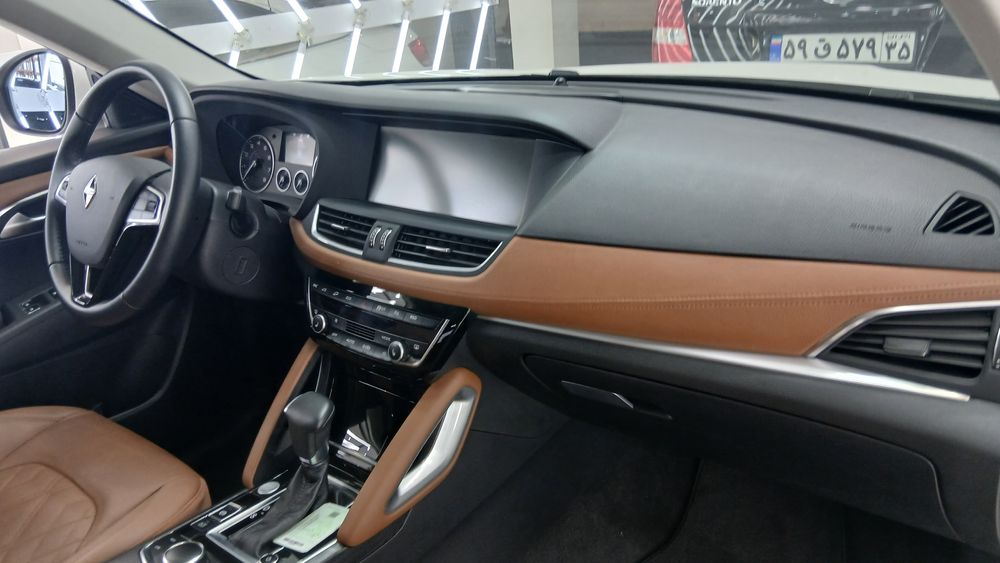 بورگوارد-BX7-2018