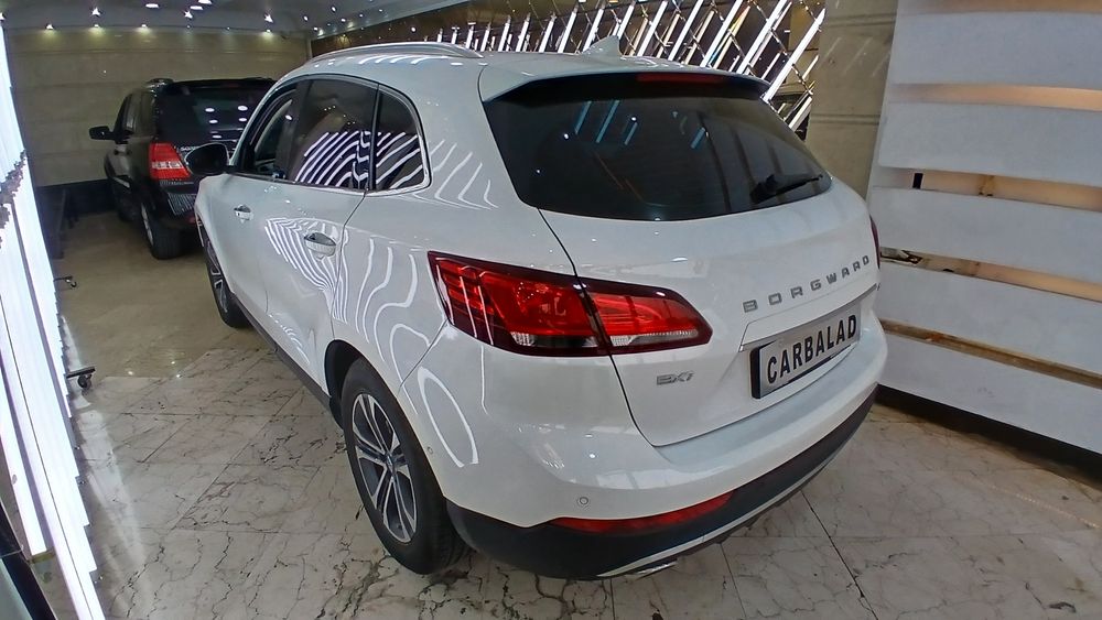 بورگوارد-BX7-2018