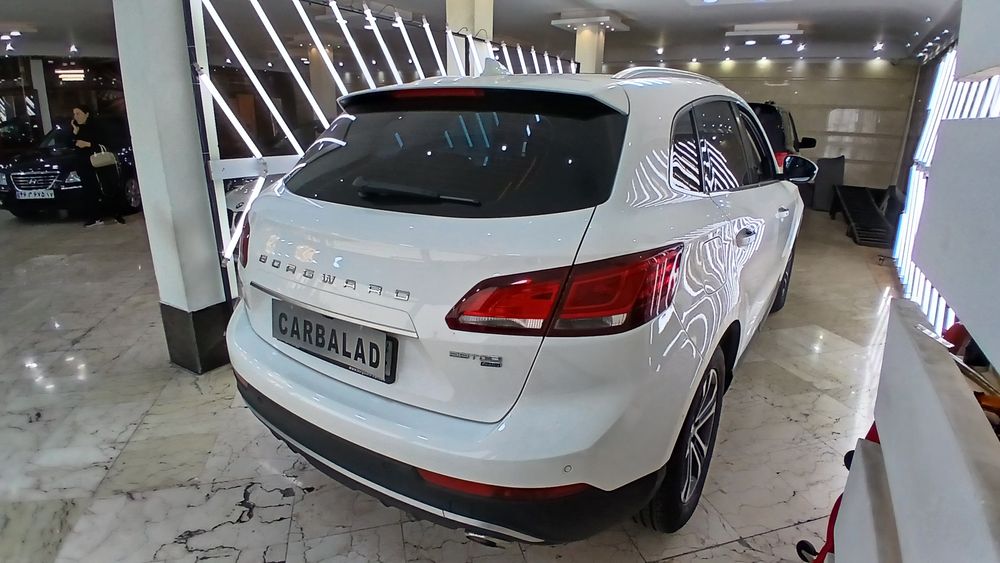 بورگوارد-BX7-2018