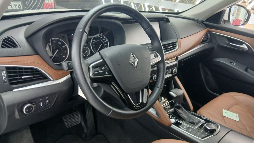 بورگوارد-BX7-2018