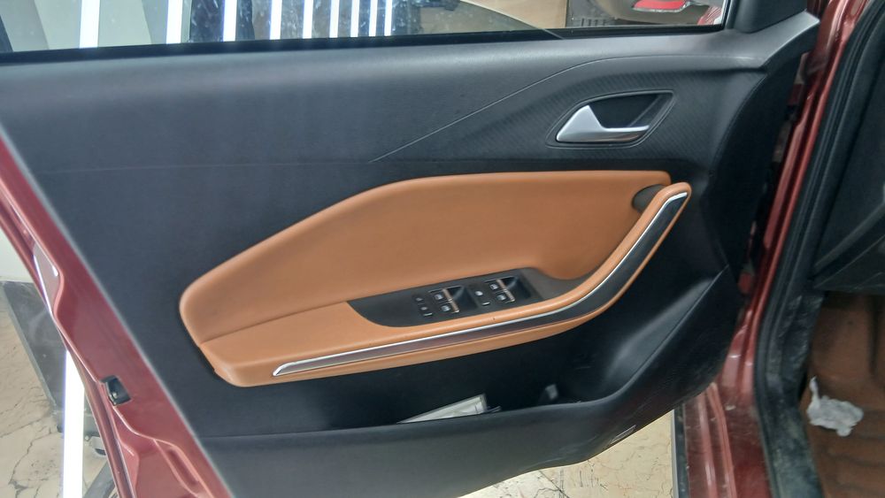 ام وی ام-x22-1396